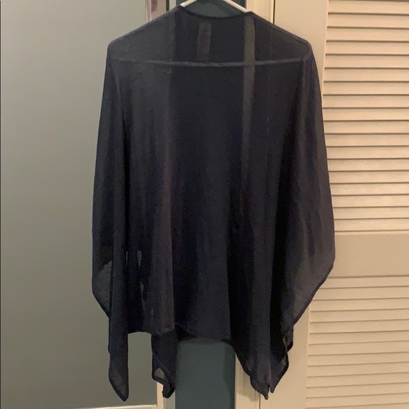Nordstrom Rack Shaw/Wrap - Picture 3 of 3